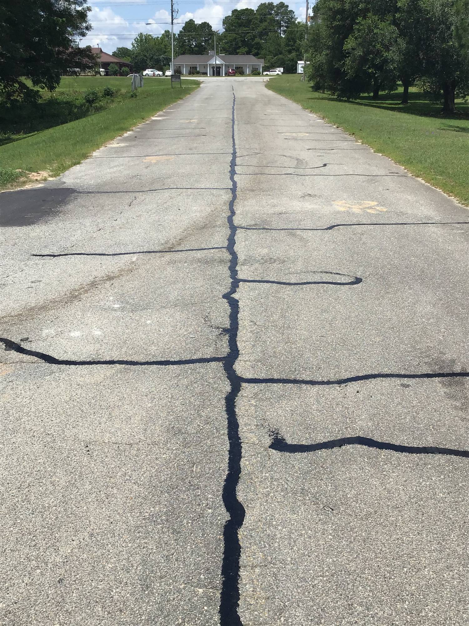 View driveway sealcoating project in Canton